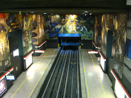 IMG 3376 Kunst in de metro van Santiago