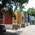 IMG 1533 Rijtje nieuwbouwhuizen in Chalatenango