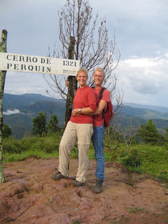 IMG 2541 Bas en Eelco op de Cerro de Perquin