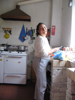 IMG 1897 Maria Elena maakt ontbijt klaar