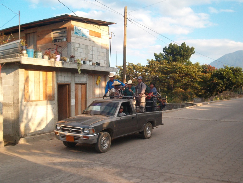 IM004776 vervoer per pickup in San Pedro