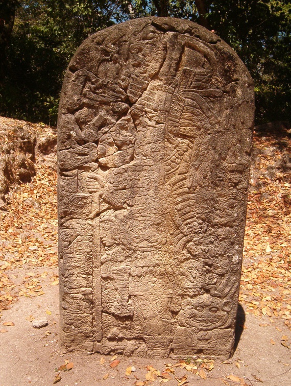 IM006276 Maya inscripties te ere van een koning en zijn daden origineel in Guatemala City museum