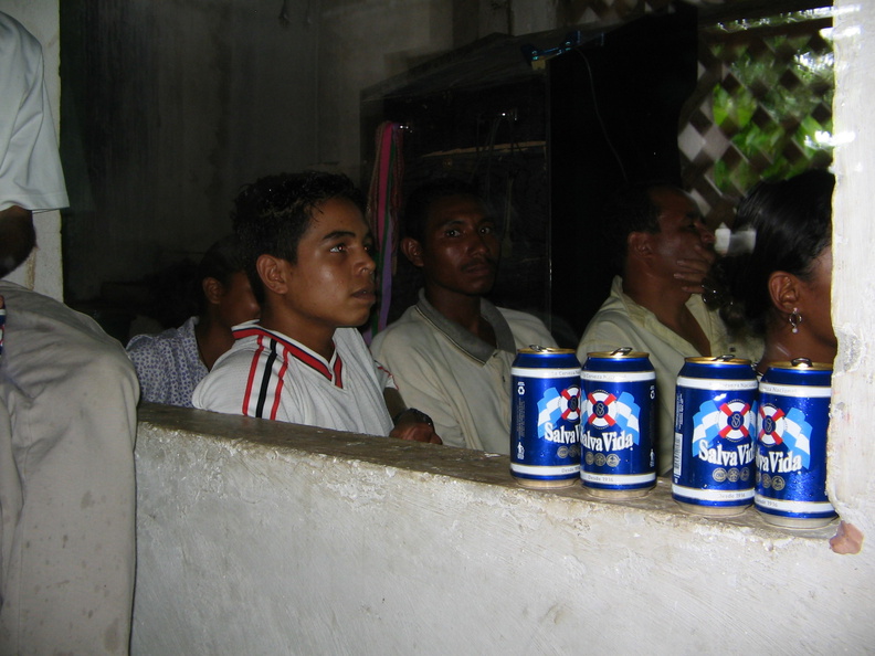 IMG_3308_Het_bier_van_Honduras_Salva_Vida_redt_leven.jpg