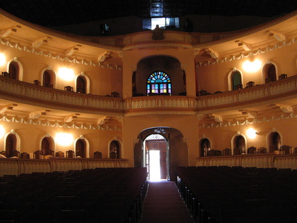 IMG 3796 Teatro Nacional Manuel Bonilla van binnen