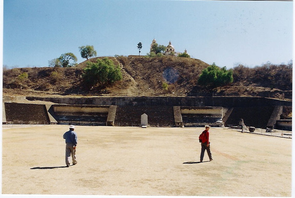 Cholula kerk piramide de oude zocalo