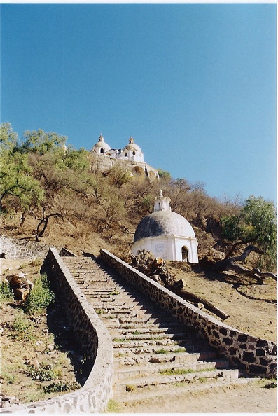 Cholula trap naar kerk op piramide