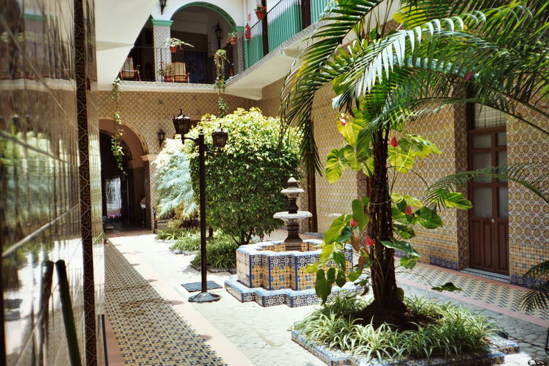Jalapa_Hotel_Limon_fountain.jpg