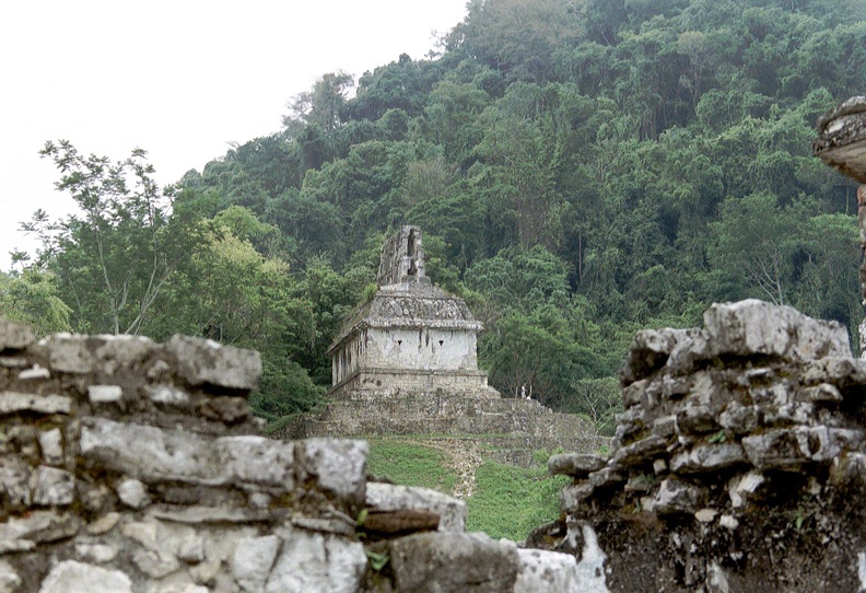 Palenque_Templo.jpg