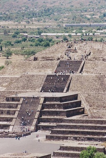 Teotihuacan Zon pyramide 2