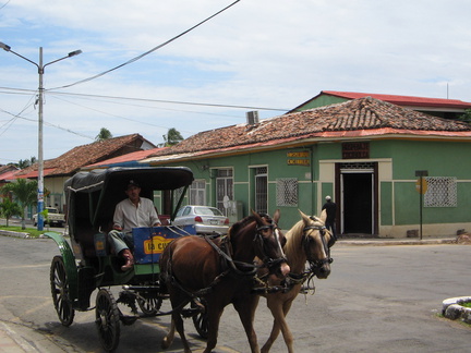 IMG 4409 Paard en wagen voor Hospedaje Cocibolca