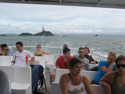 2008 Pan-Col 228 - Op de ferry naar Isla Taboga