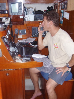 2008 Pan-Col 621 - Kapitein Tony aan de radio