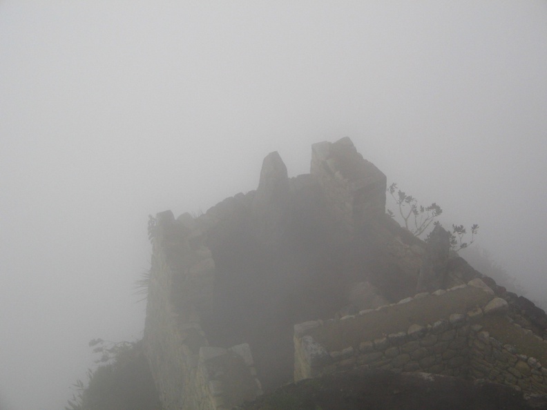 IMG_7665_Toch_maar_naar_boven_geklommen_de_Huayna_Picchu_op_voor_HET_uitzicht.jpg